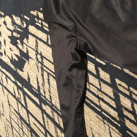 Graphic Hoodie with pennywise Design - Black and Red - Picture 6 of 8